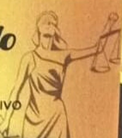 Figura de la justicia tomada de la tarjeta profesional